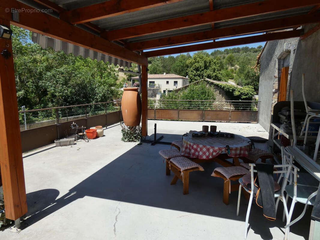 Axe Carcassonne/Limoux maison de 190 m2 habitables avec terrasse et terrain - photo 6