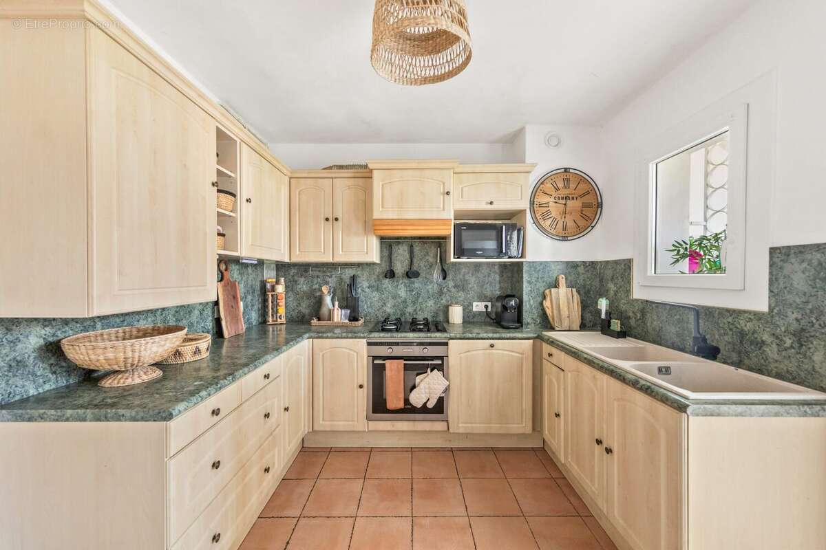 Appartement à HYERES