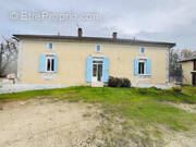 Maison à COURSAC