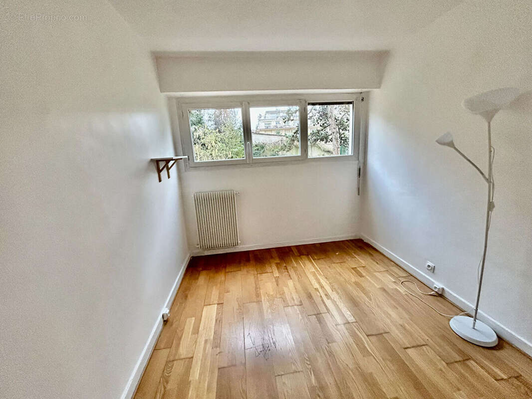 Appartement à LE PERREUX-SUR-MARNE