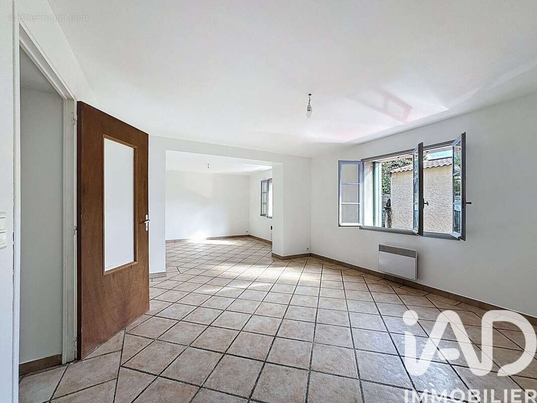 Photo 7 - Maison à CAROMB