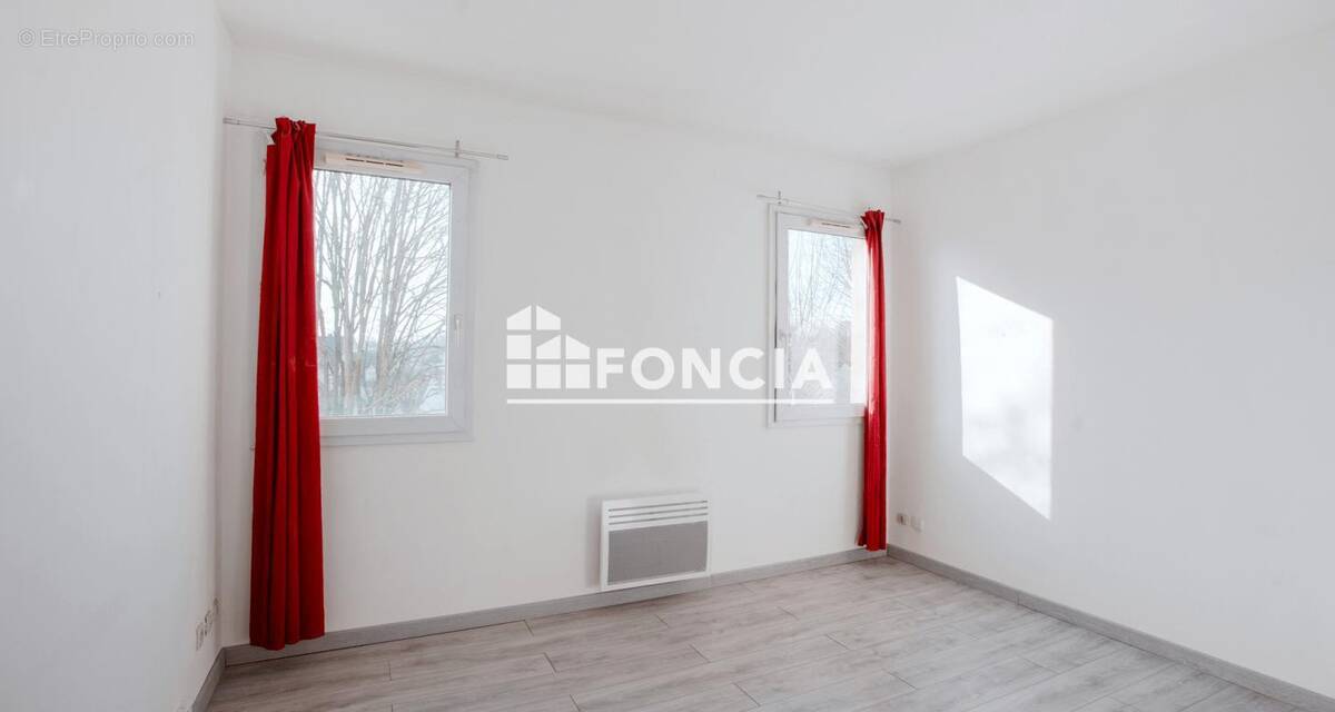 Appartement à PONTOISE