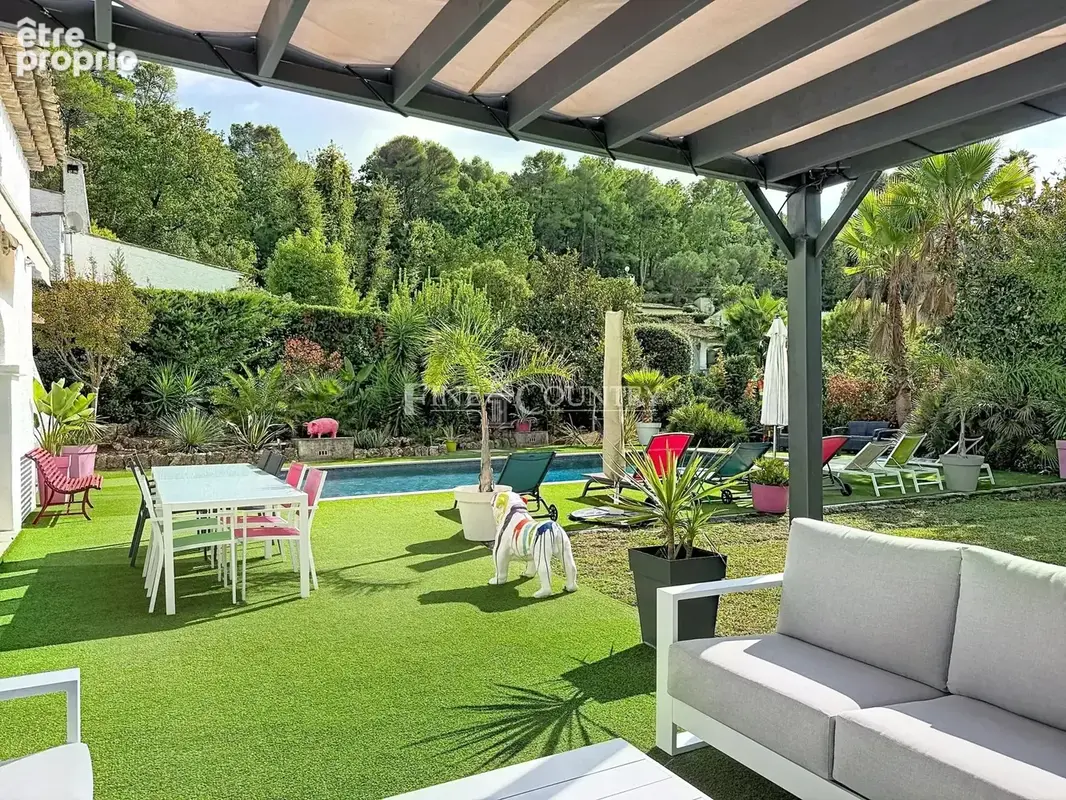 Villa rénovée à Mougins – Domaine privé - photo 2