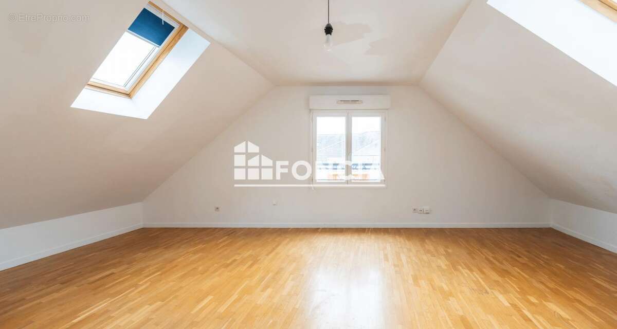 Appartement à VILLIERS-SUR-MARNE