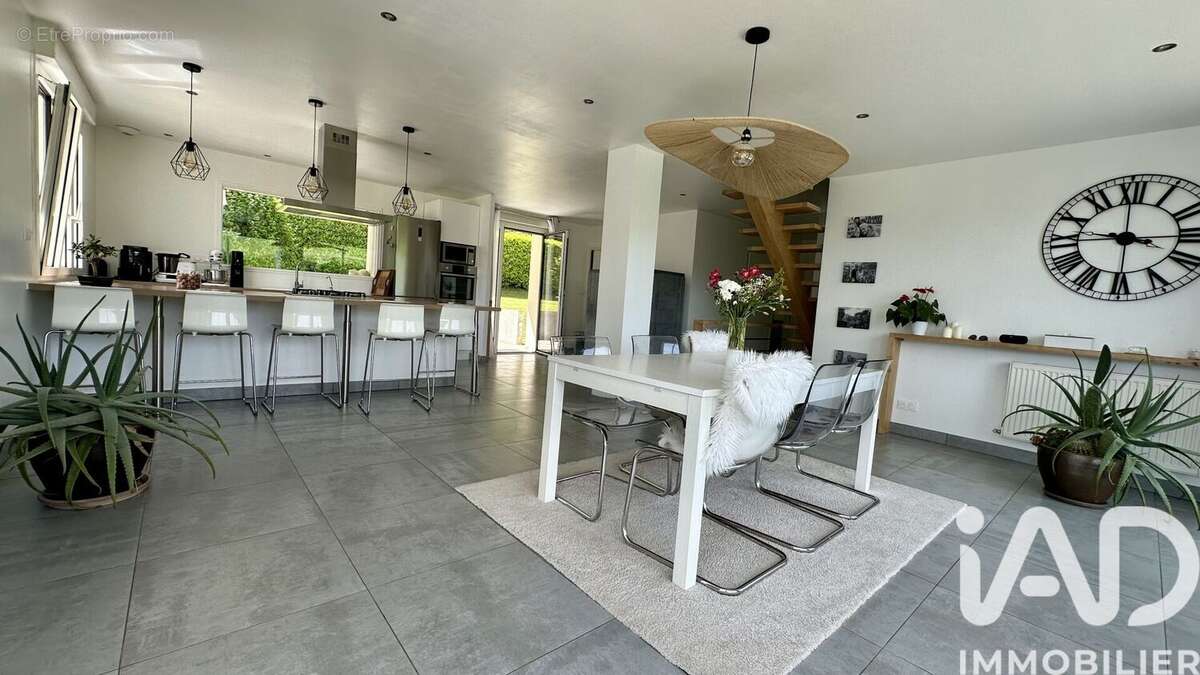 Photo 3 - Maison à VAULX