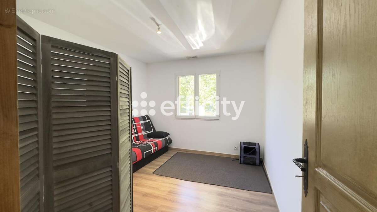 Maison à COLLORGUES