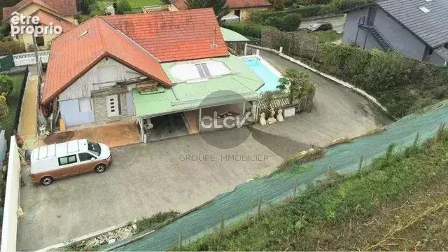 ENTRELACS - Maison de 600m² sur 3 niveaux - photo 8