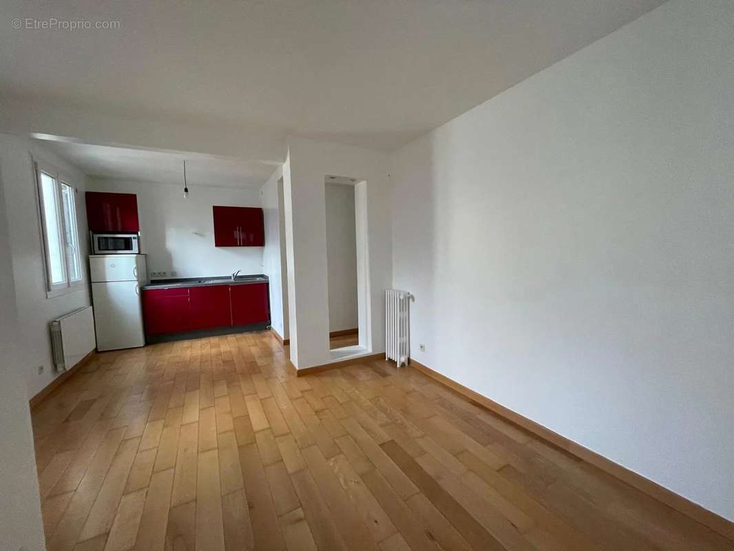 Appartement à PARIS-20E