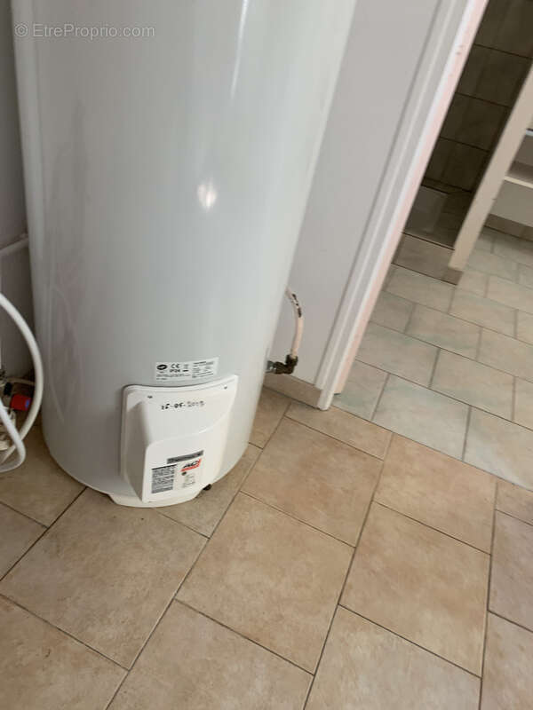 Maison à AMBRIERES-LES-VALLEES