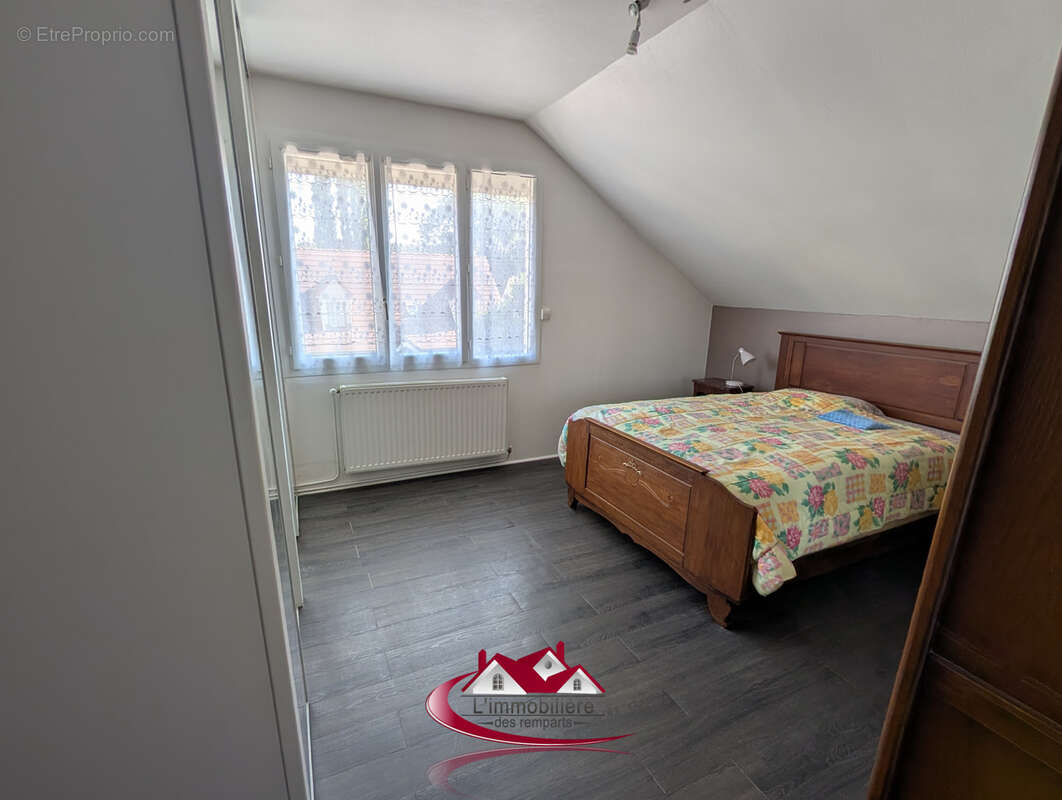 Appartement à MAULETTE