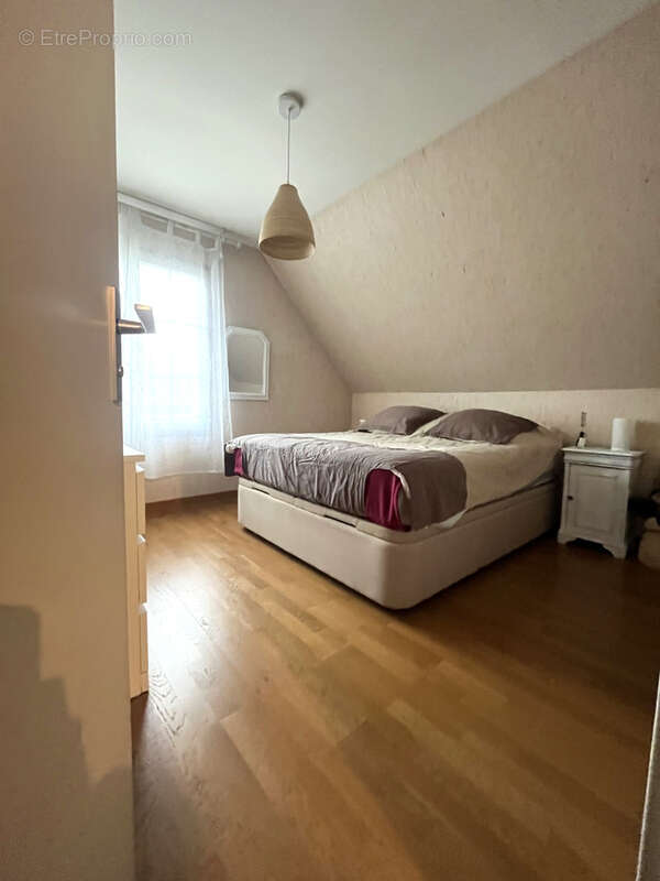 Maison à CHEVIGNY-SAINT-SAUVEUR