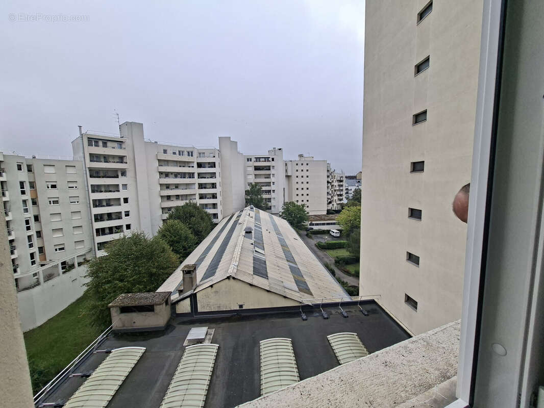 Appartement à MONTROUGE