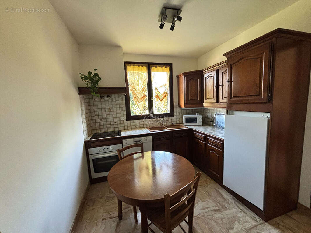 Maison à SAINT-OUEN-L'AUMONE