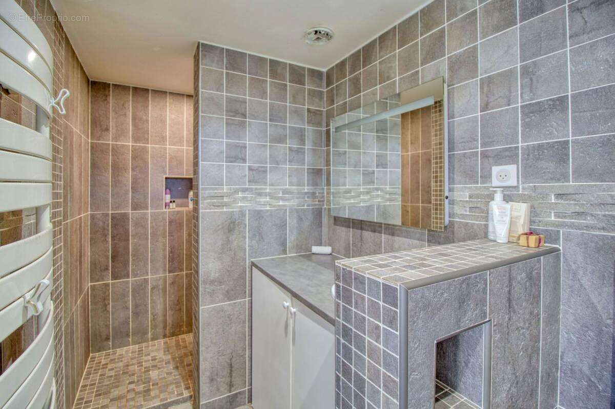 Maison à SAINT-DENIS