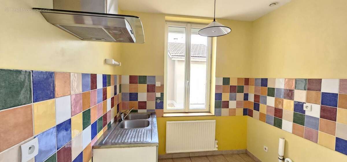 Maison à SAINT-PIERRE-LA-PALUD