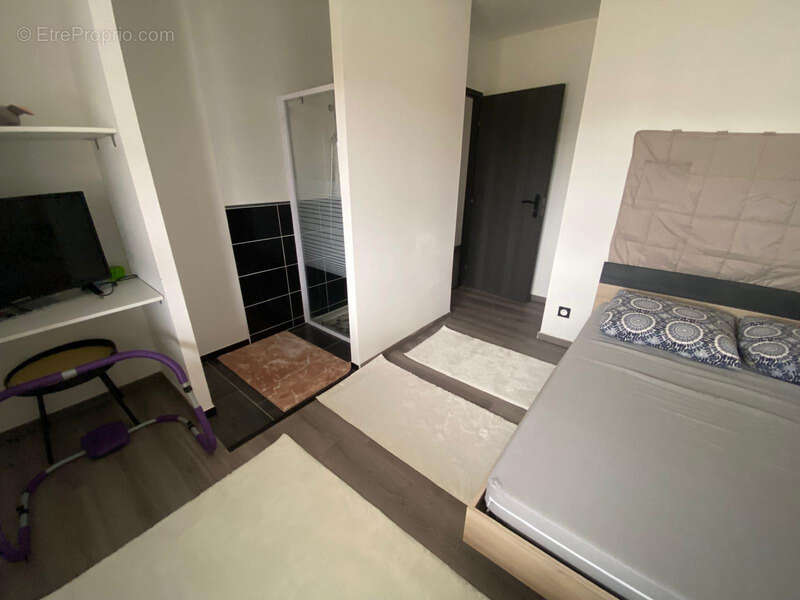 Maison à SAINT-CYR-EN-TALMONDAIS