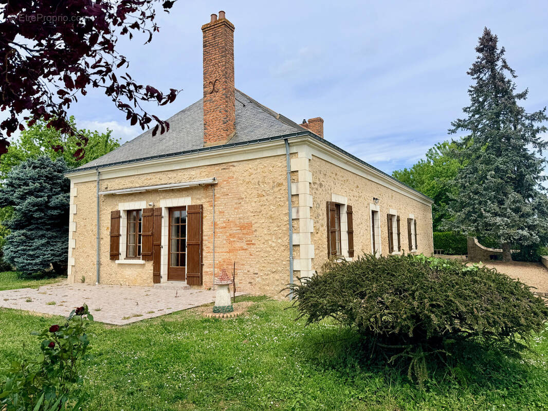 Maison à CHEMIRE-SUR-SARTHE