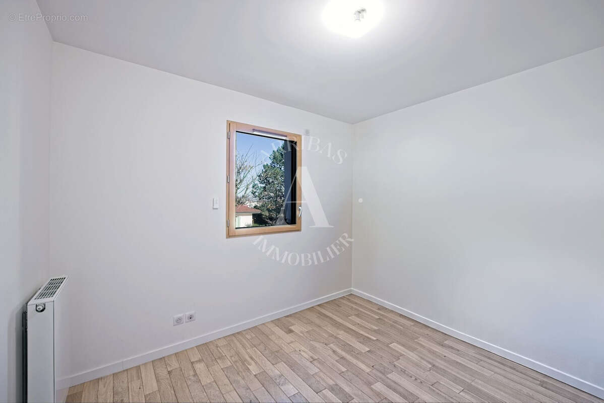 Appartement à PREVESSIN-MOENS