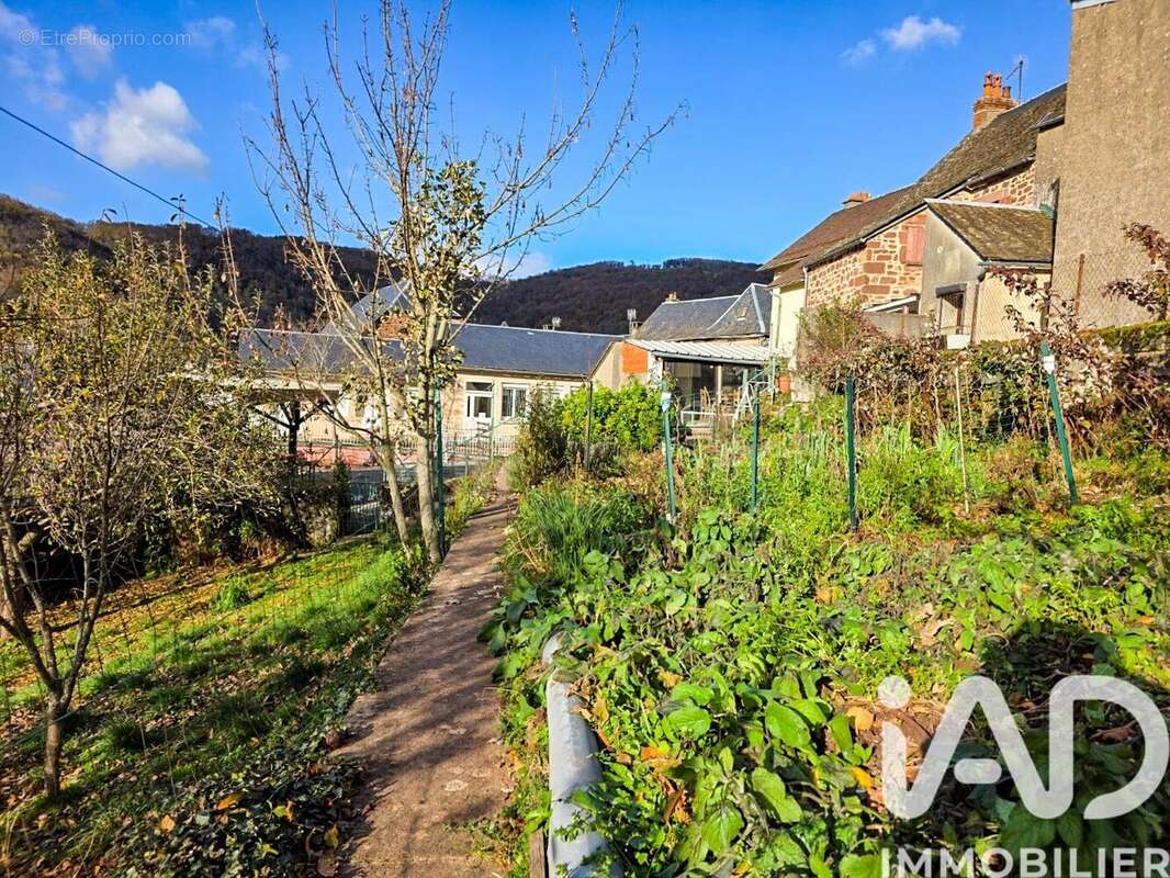 Photo 3 - Maison à SAINT-LAURENT-D&#039;OLT