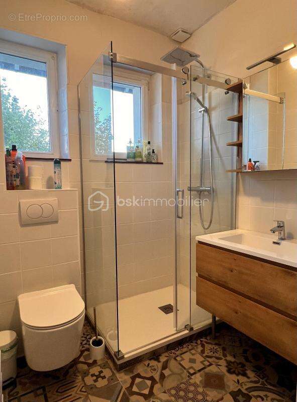 Maison à HEUGUEVILLE-SUR-SIENNE