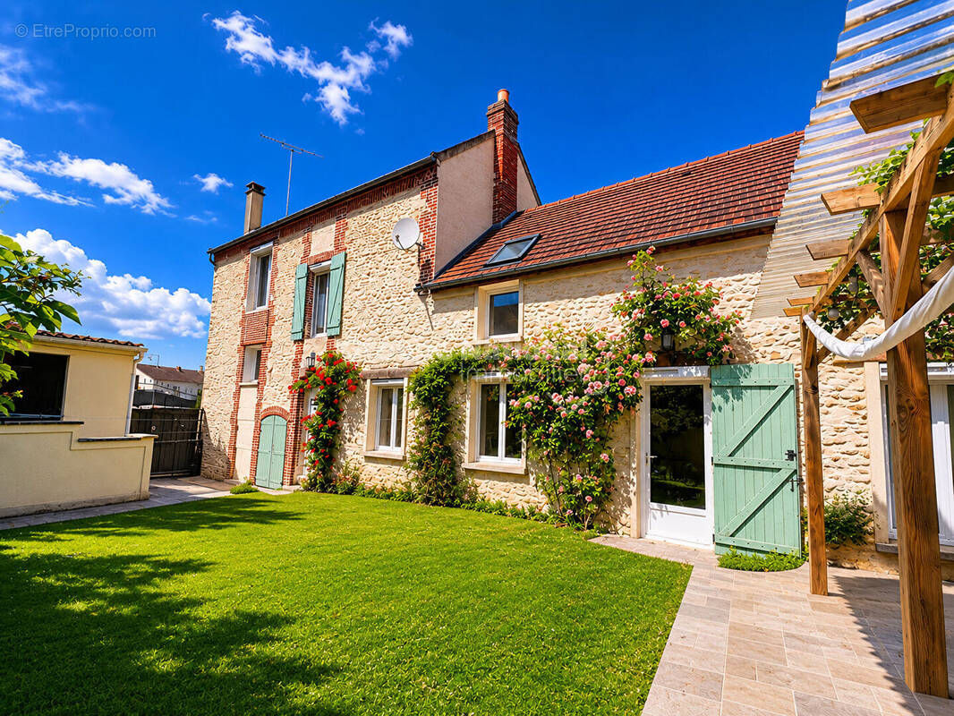 Maison à AMBLAINVILLE