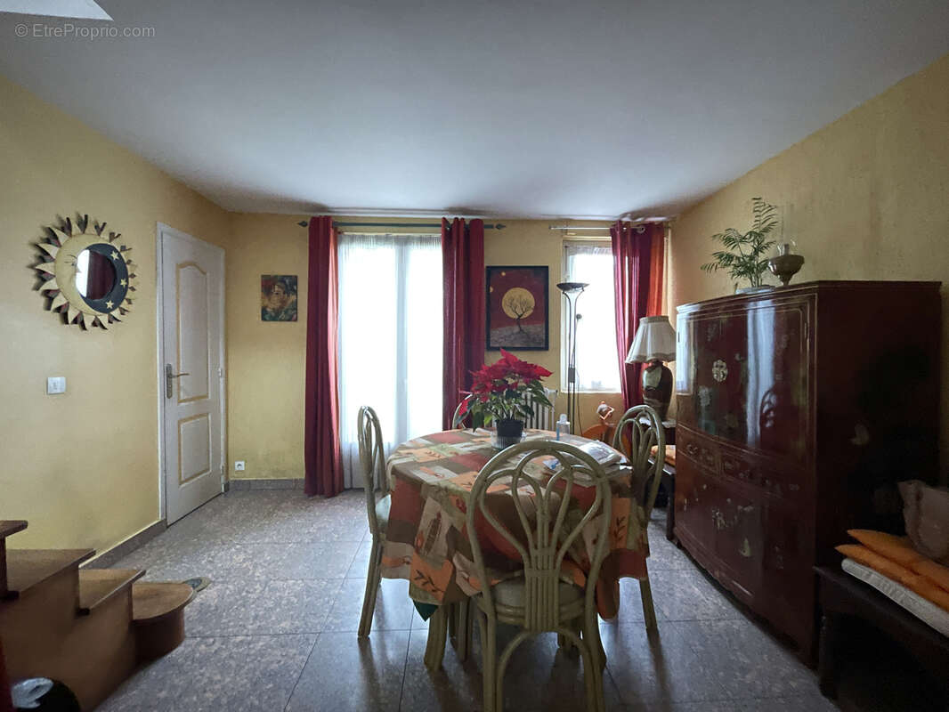 Maison à FONTENAY-SOUS-BOIS