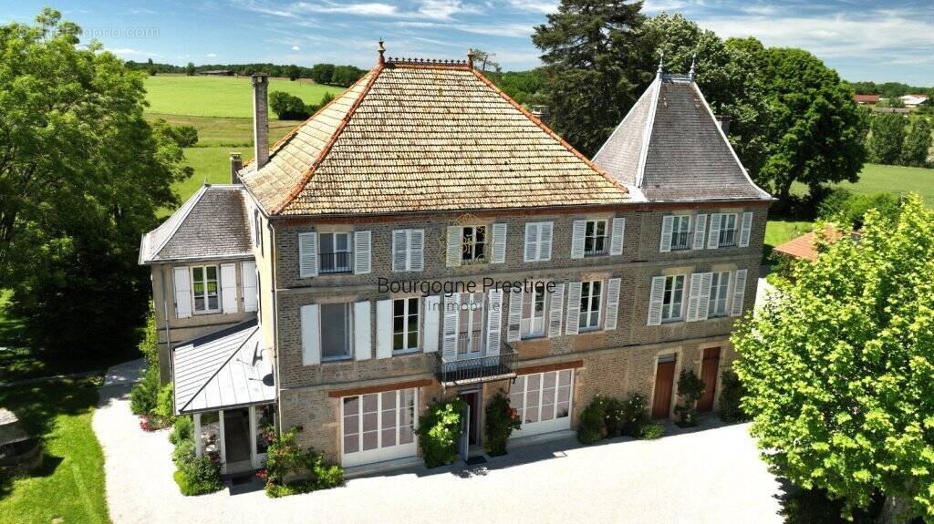 Maison à LOUHANS