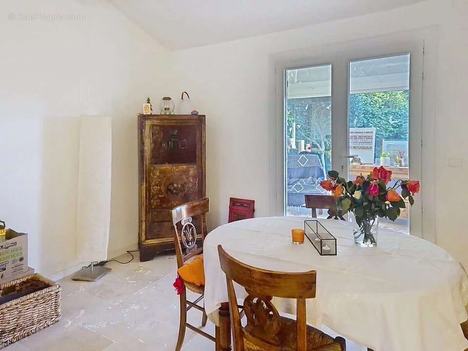 Maison à SAINT-ANTONIN-DU-VAR