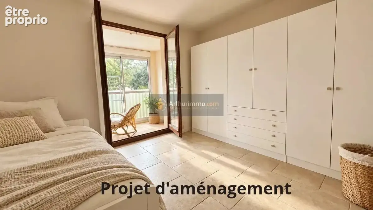 Exclusivité ST AYGULF centre ville - photo 8