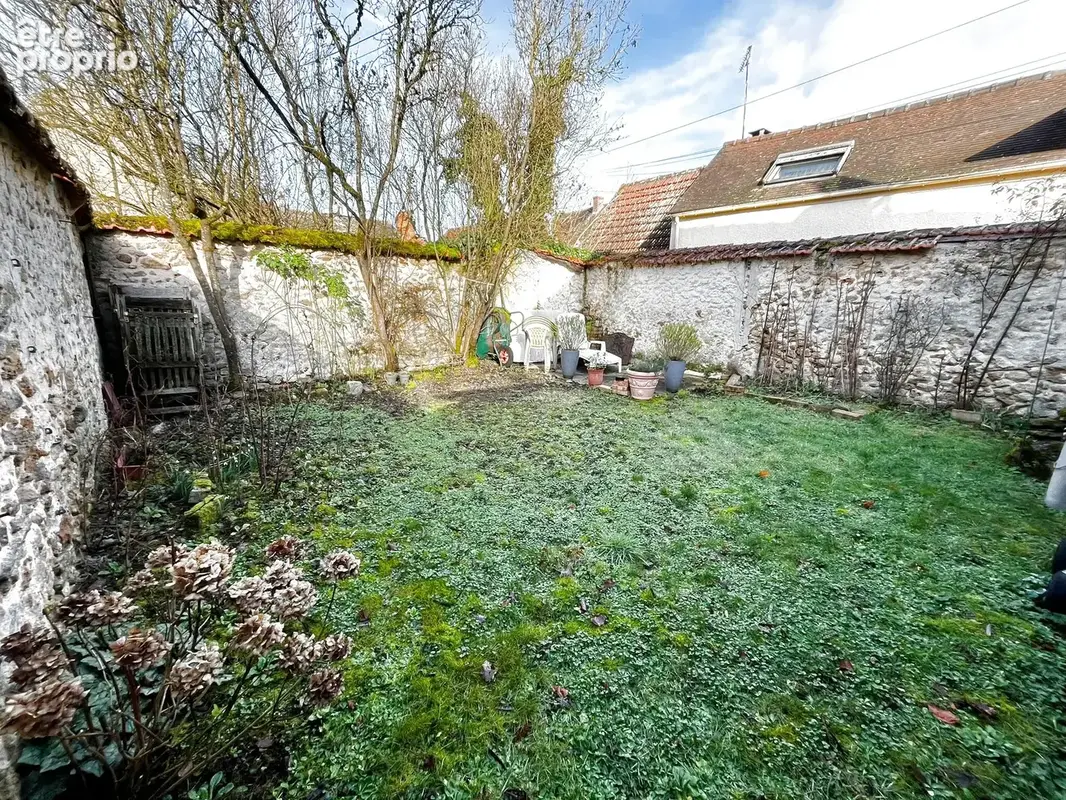 Maison ancienne    5 pièces   env. 120 m2   Terrasse, garage, jardin - photo 15