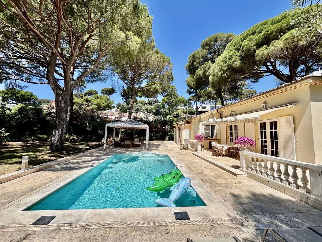 Maison à ANTIBES