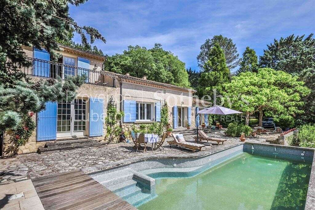 Maison à FONTAINE-DE-VAUCLUSE