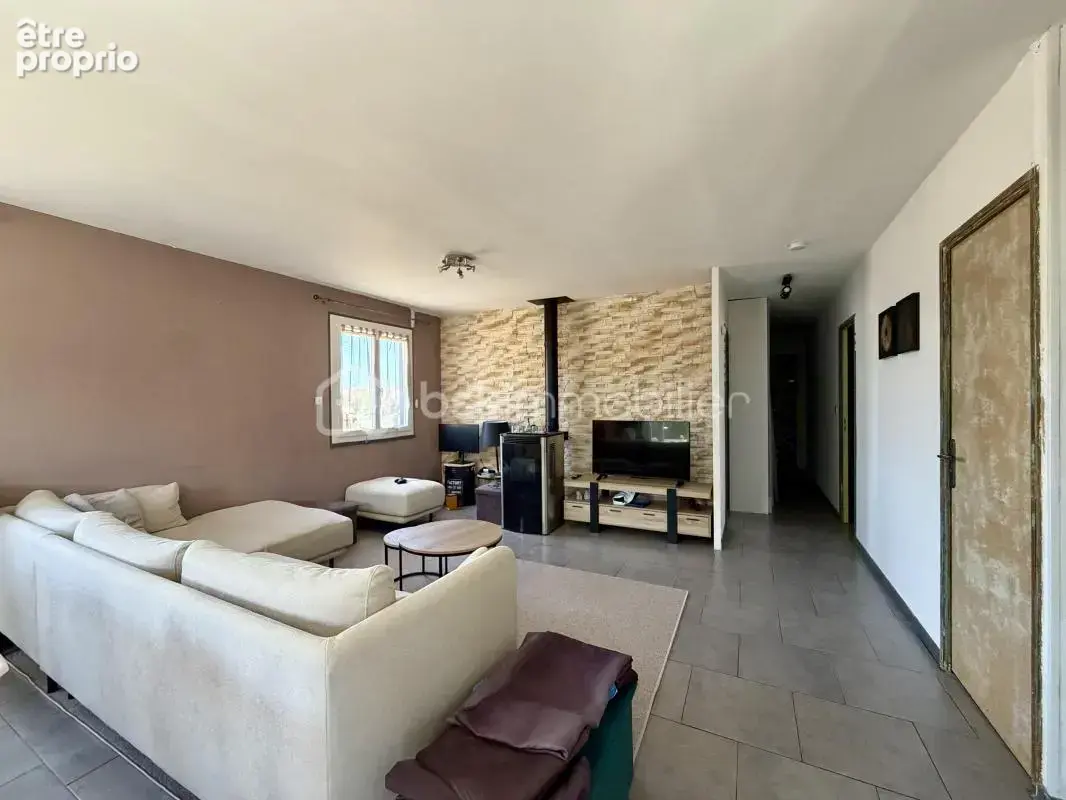 Maison de 135 m² avec garage - photo 9