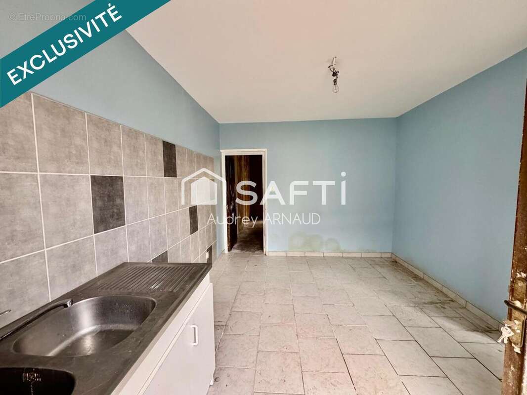 Maison 138 m² à Landogne  - photo 4