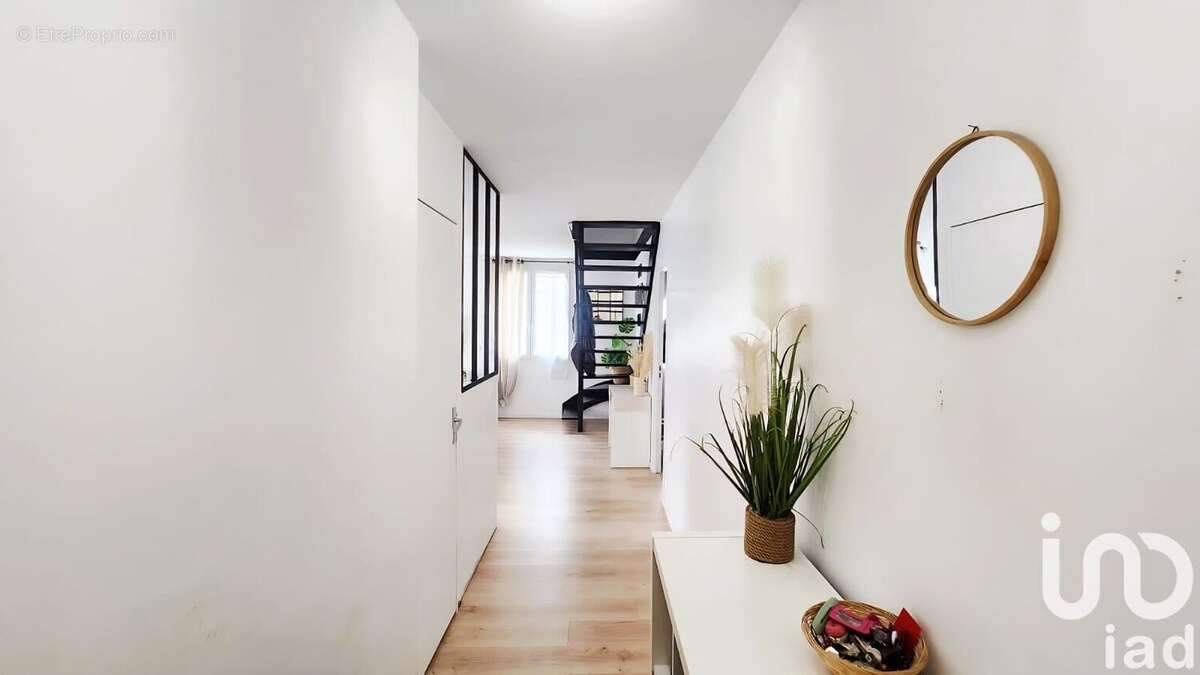 Photo 3 - Appartement à VAIRES-SUR-MARNE