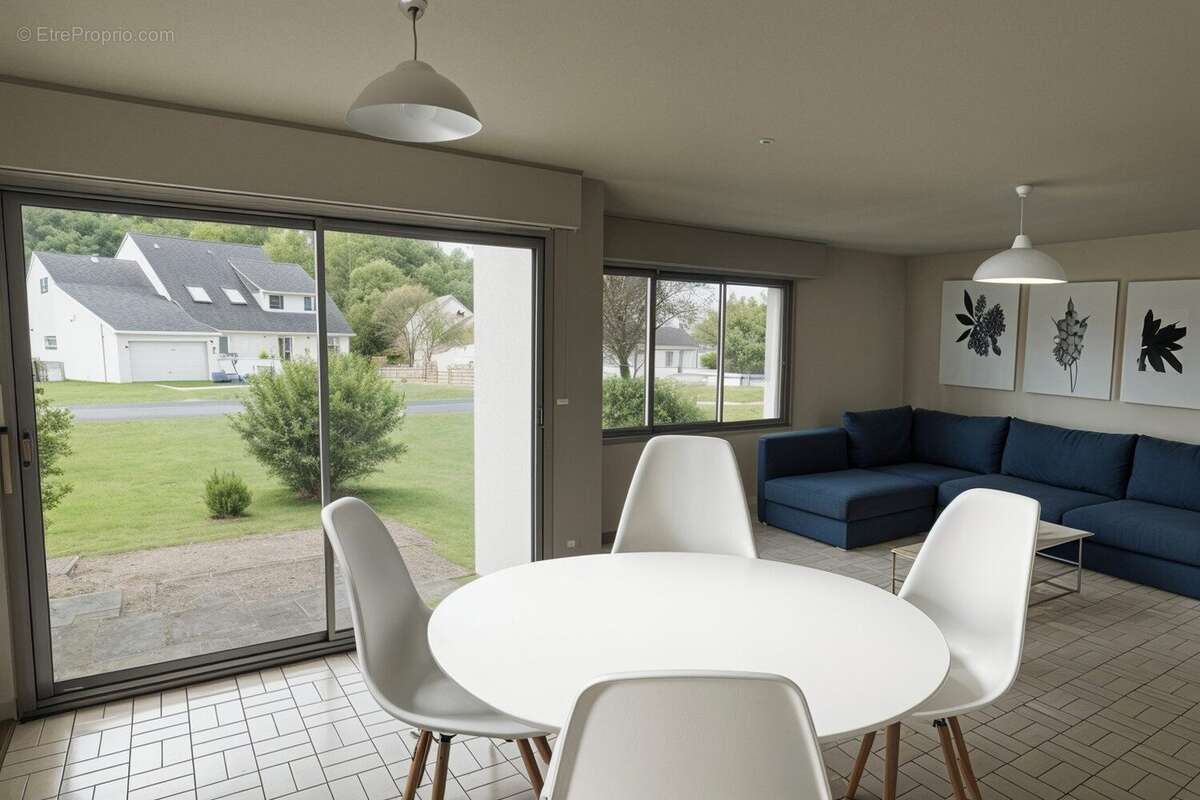 Maison à NEUVY-SUR-LOIRE