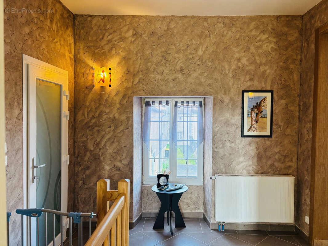 Maison à LONGCHAMPS-SUR-AIRE