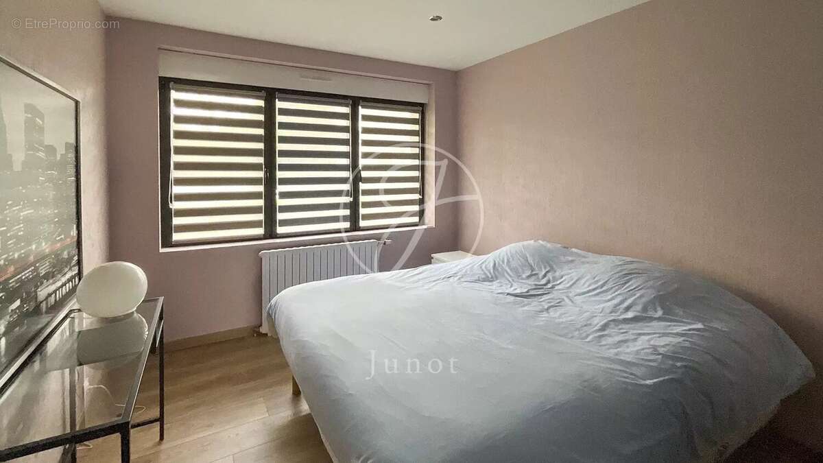 Maison à ENNETIERES-EN-WEPPES