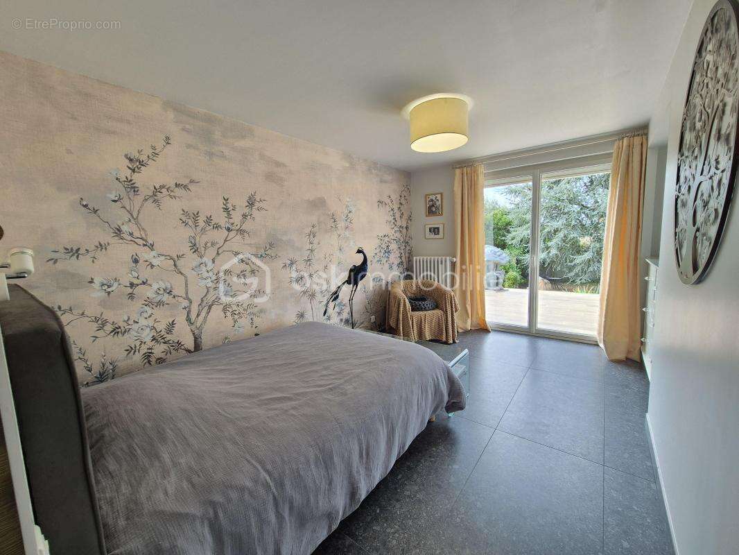 Maison à COURCOURONNES