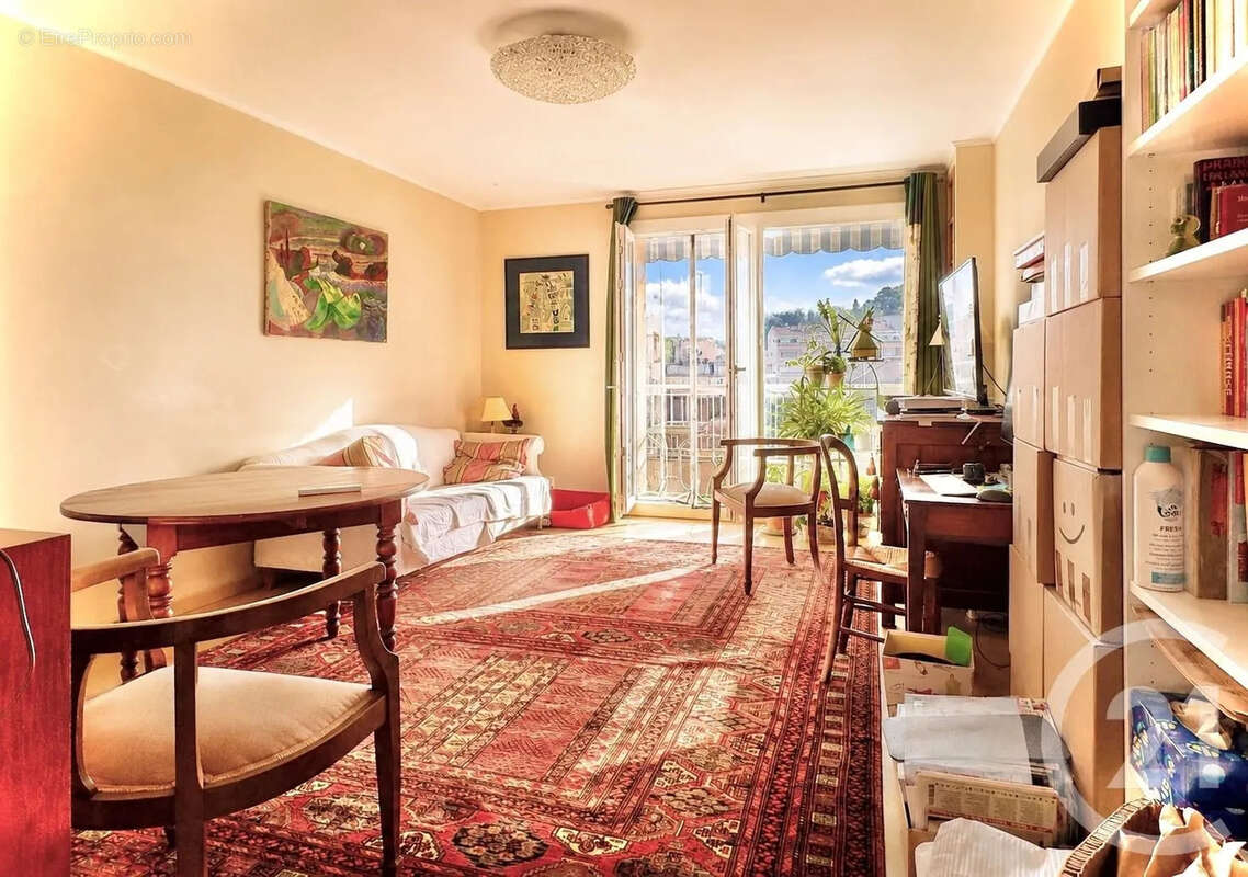 Appartement 73 m² à Menton  - photo 2