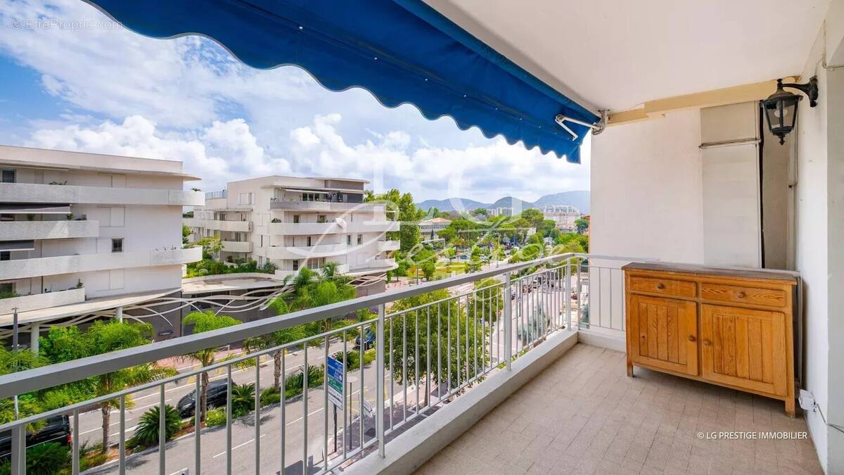 Photo Appartement à Mandelieu-La-Napoule au prix de 330 000€