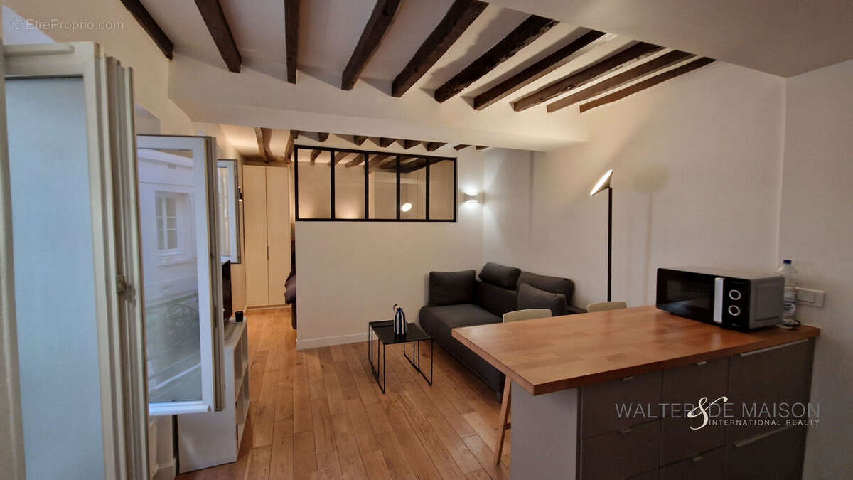 Appartement à PARIS-7E