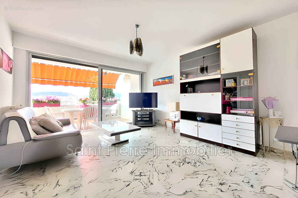 Appartement à CAGNES-SUR-MER