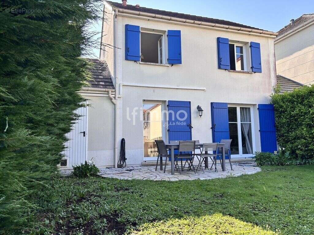 Maison à CHEVANNES