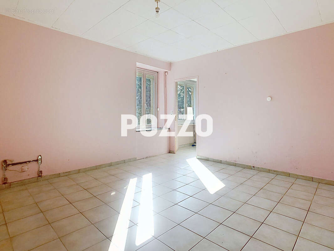 Maison à PLEINE-FOUGERES