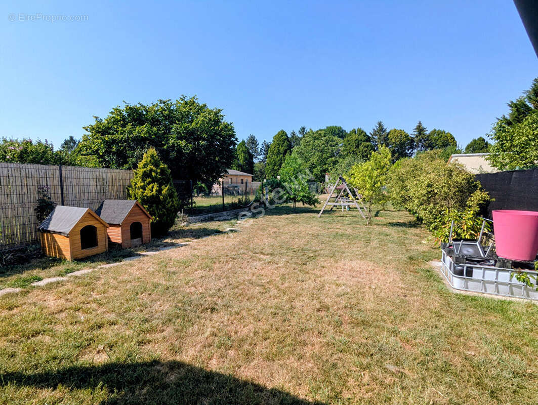Villeneuve sur Aisne : Maison 2019 - 3 chambres - garage + dépendances - photo 4