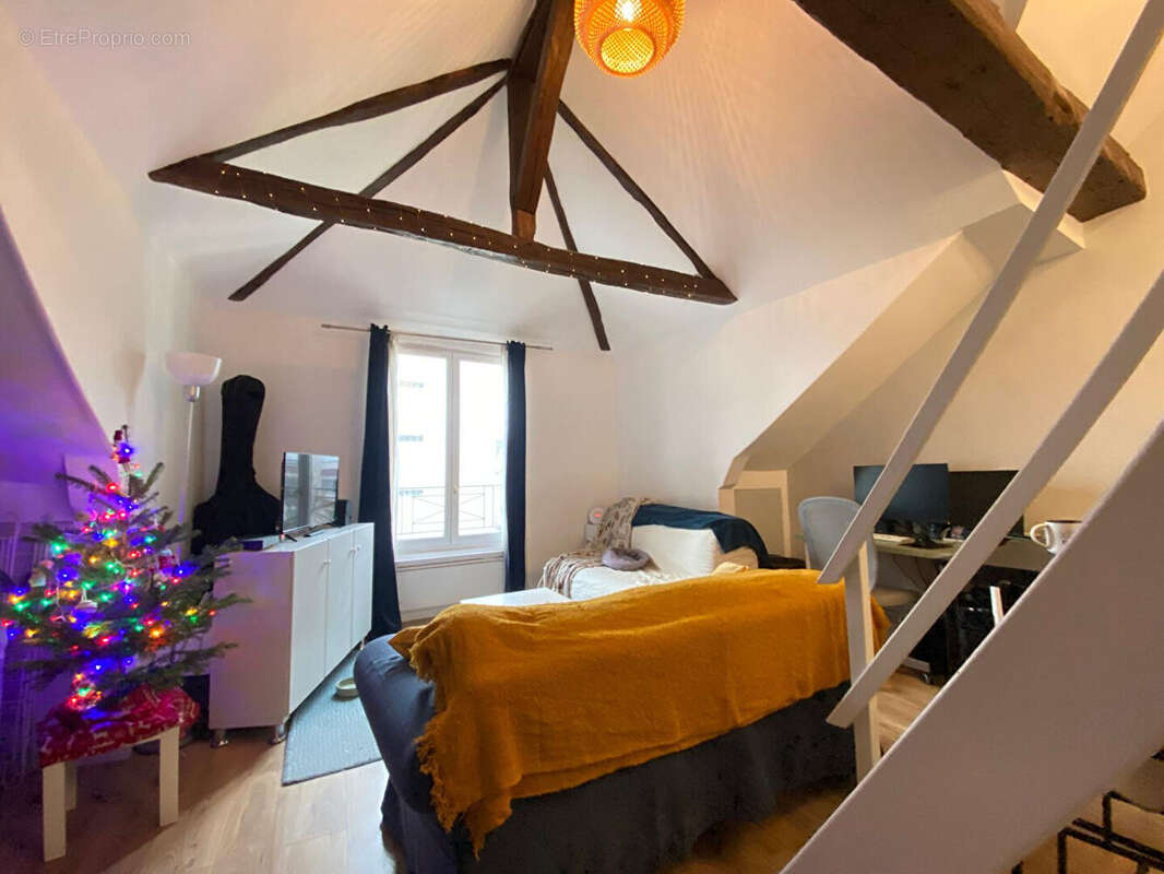 Appartement à PARIS-19E