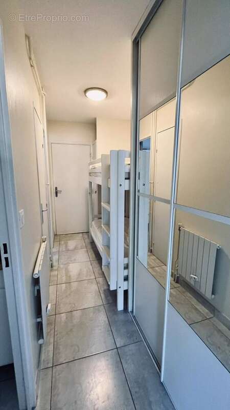 Appartement à VALLAURIS