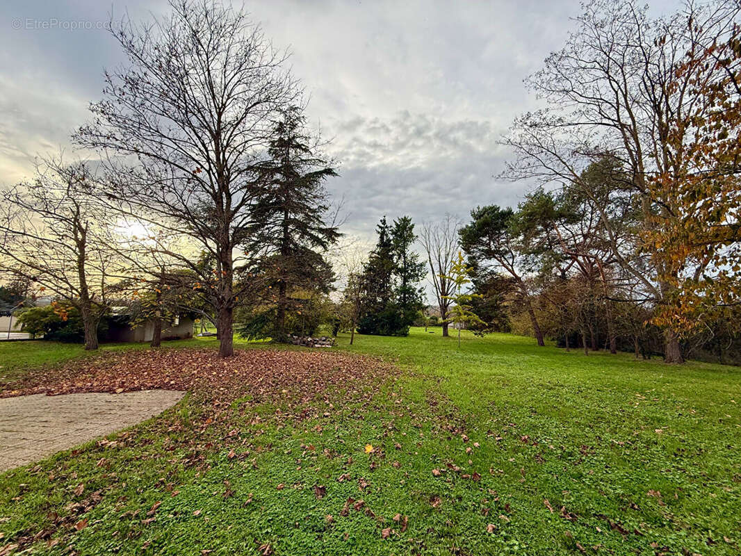 Maison à ESTIVAREILLES