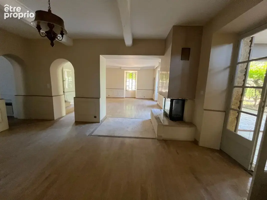 SEJOUR/SALON LOGEMENT 1